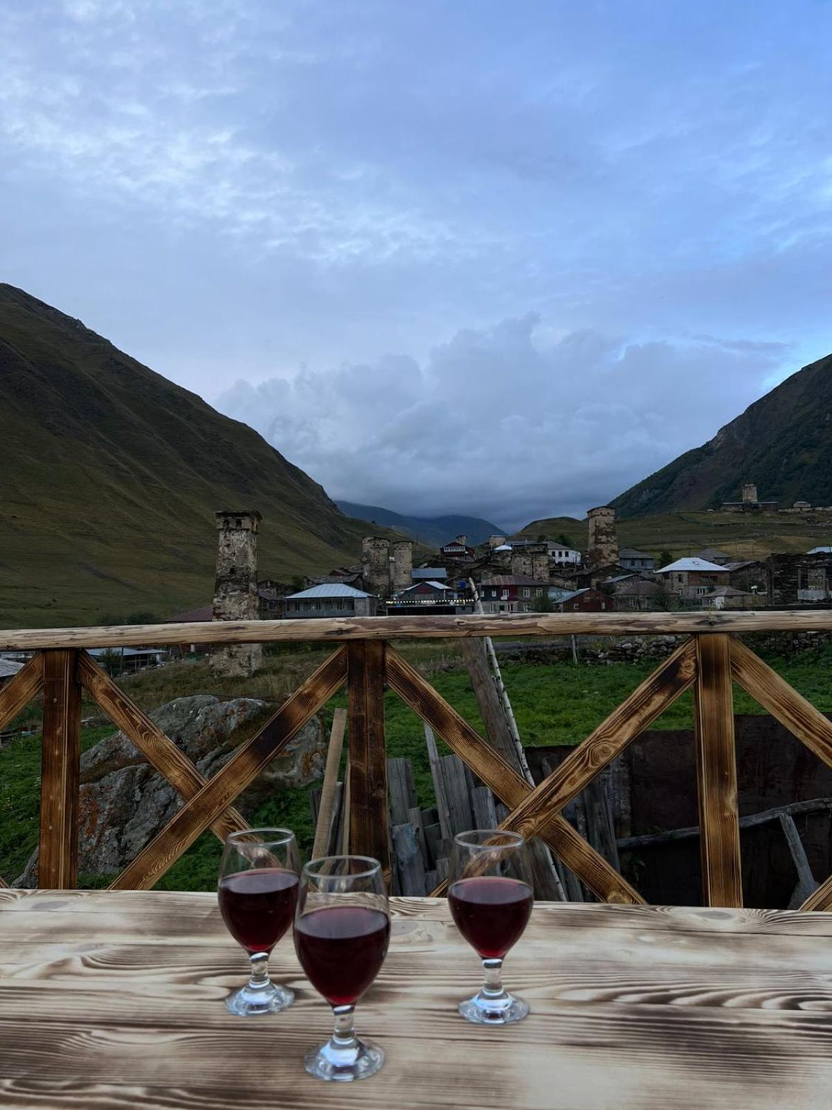 Guest House Buba Ushguli Dış mekan fotoğraf